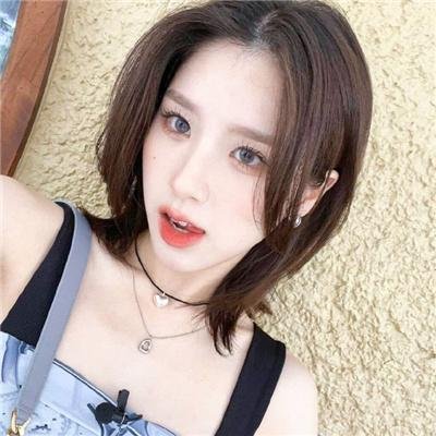 她来到我身边